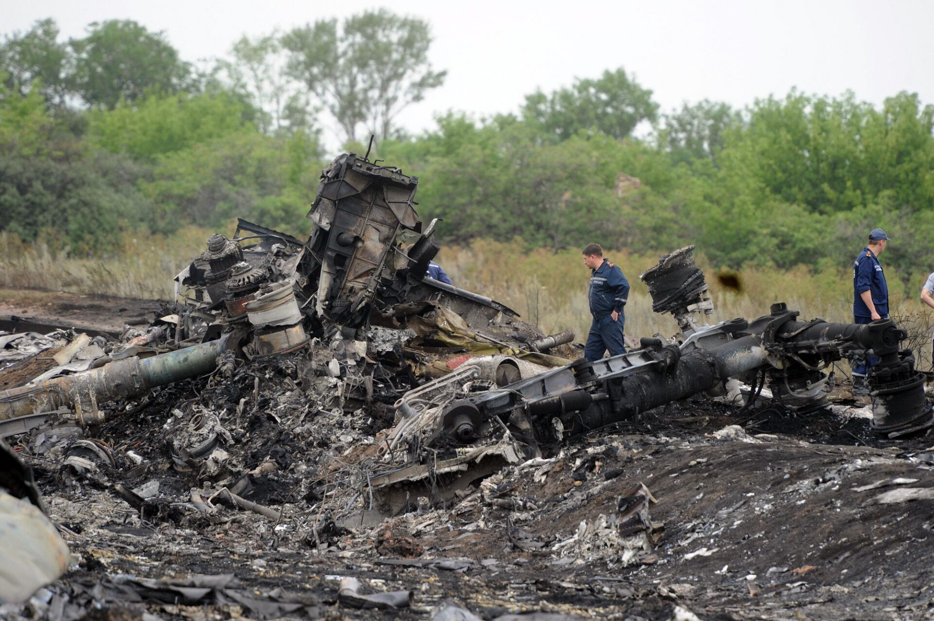 Débris de l’avion malaisien MH17 dans l’est de l’Ukraine