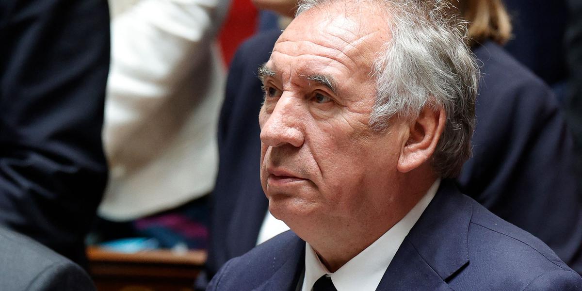 Portique de détection d'armes