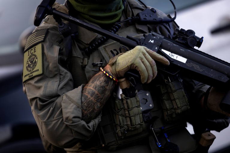 Manifestations contre les opérations migratoires