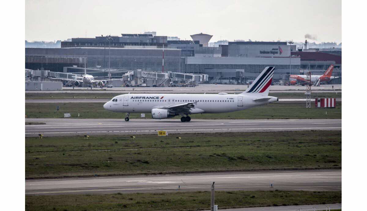 Contrôleurs aériens en grève