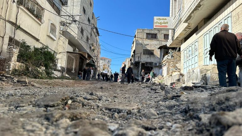 Rue du camp de réfugiés de Tulkarem après des démolitions précédentes par des pelleteuses israéliennes