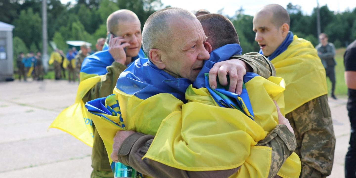 Forces militaires russes près de la frontière finlandaise