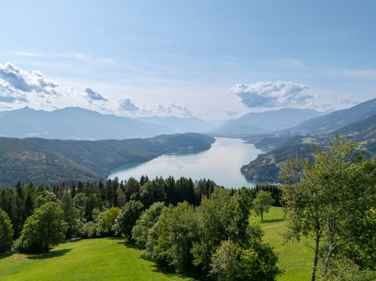Lac Millstätter See en Carinthie, Autriche
