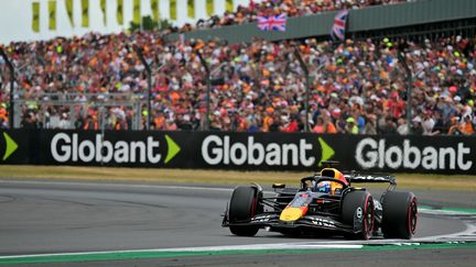 Max Verstappen (RedBull) à l'occasion de la séance de qualifications du GP de Grande-Bretagne, le 5 juillet 2025, à Silverstone (ANDREJ ISAKOVIC / AFP)