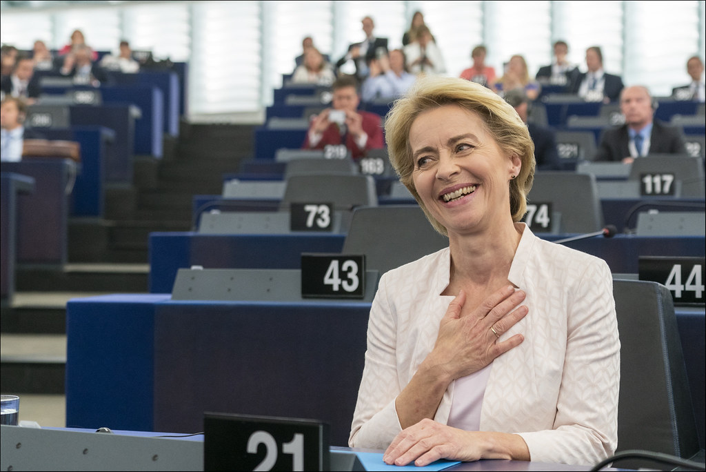 Ursula von der Leyen lors d'une déclaration officielle