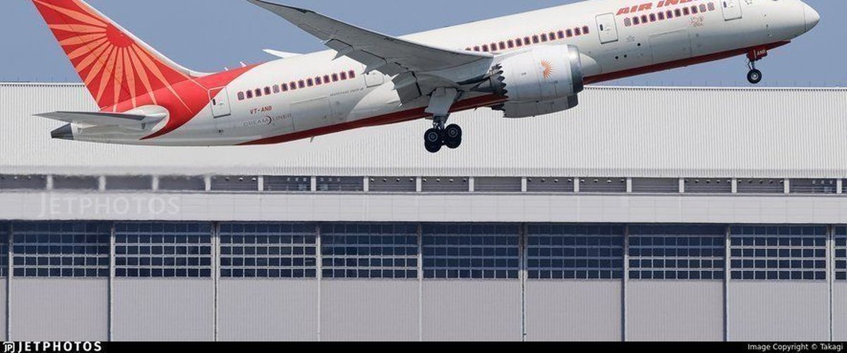 Devastation après le crash d’Air India à Ahmedabad