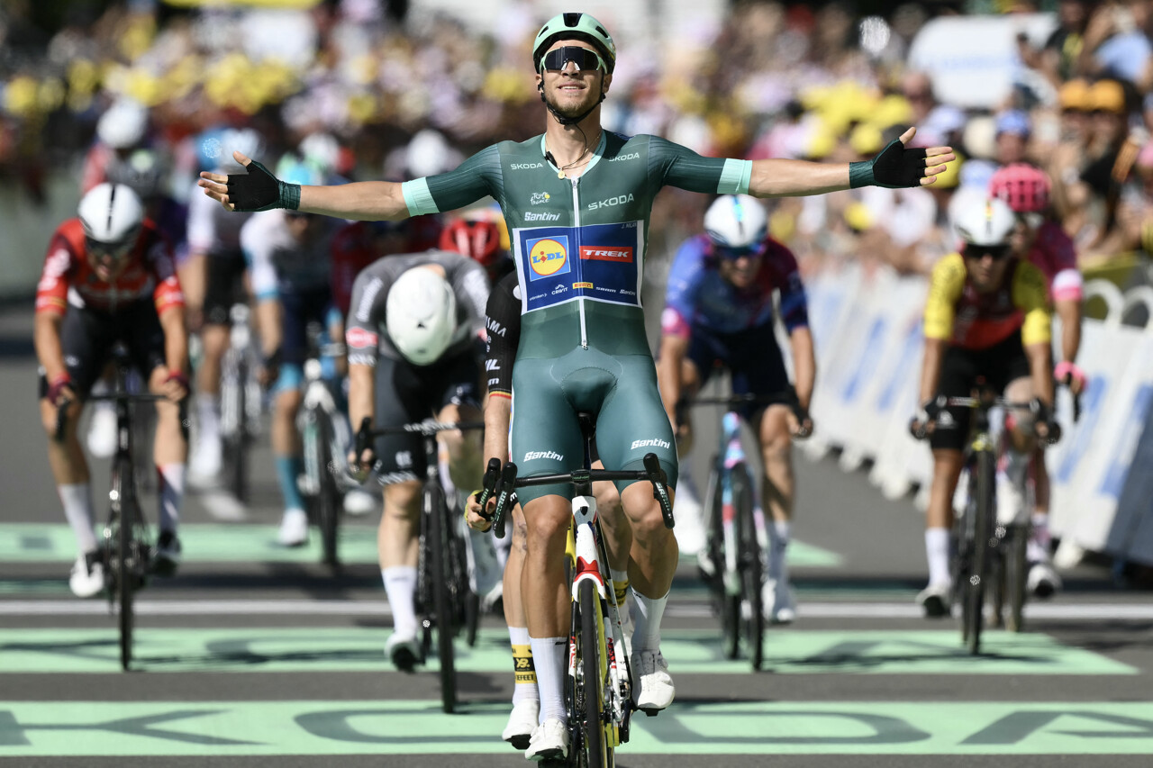 Jonathan Milan victorieux à Laval lors du Tour de France 2025