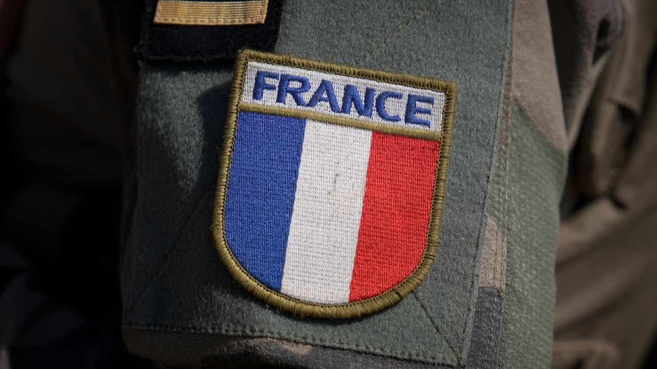 Soldats français en uniforme