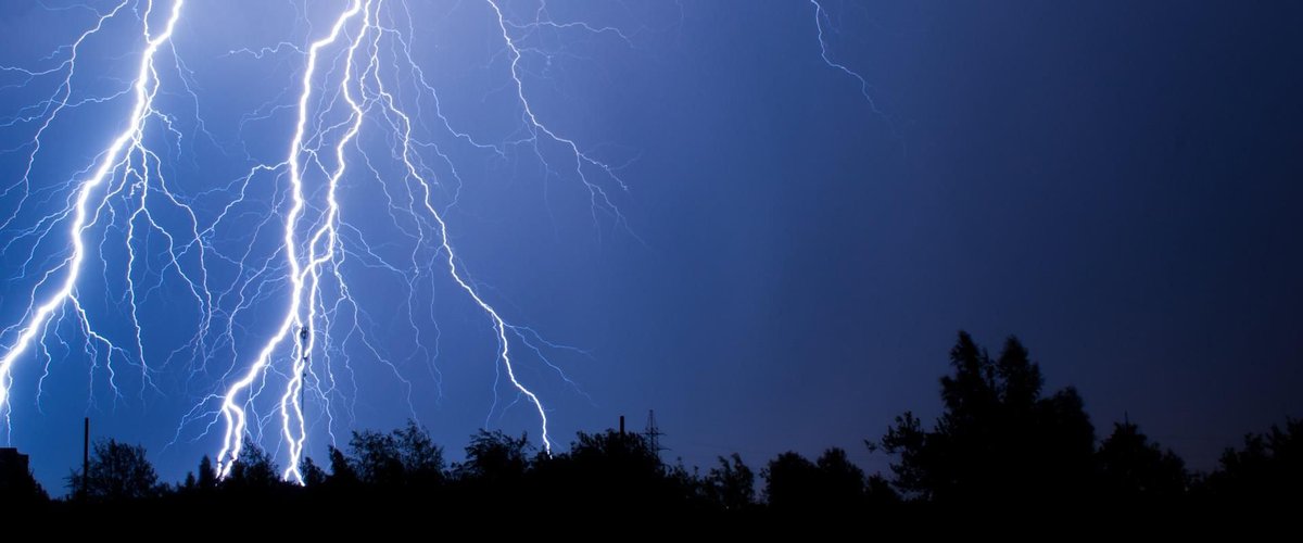 Nuages orageux au-dessus de la région Aveyron, manifestation d’un épisode météorologique sérieux