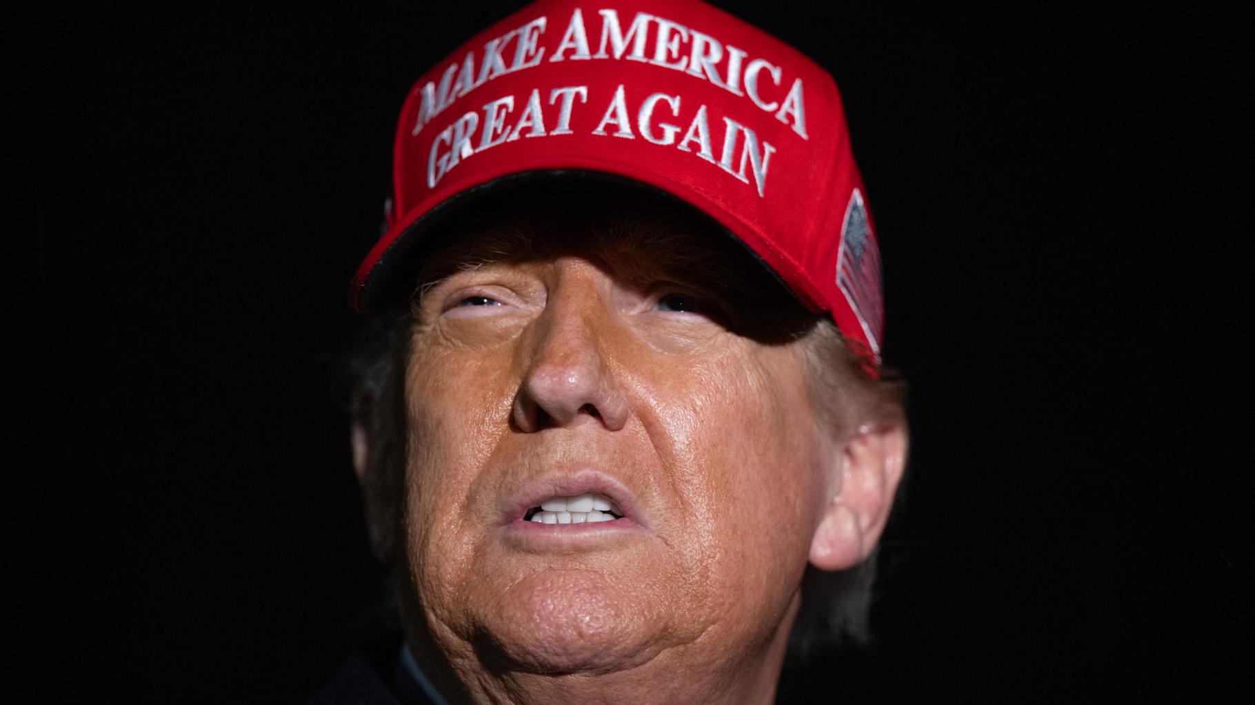 Dossier Epstein, Donald Trump et bataille médiatique