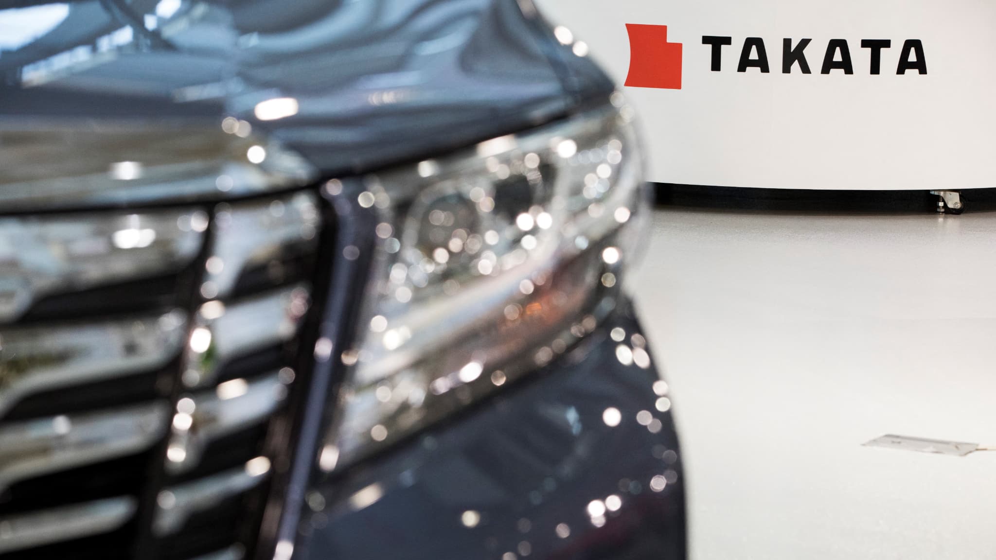 Logo de Takata et véhicule concerné