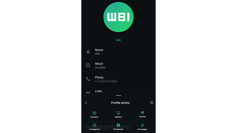 Écran de profil WhatsApp montrant le nom 'WBI', le statut 'Disponible' et des options pour la photo de profil. Écran de profil WhatsApp montrant le nom 'WBI', le statut 'Disponible' et des options pour la photo de profil.