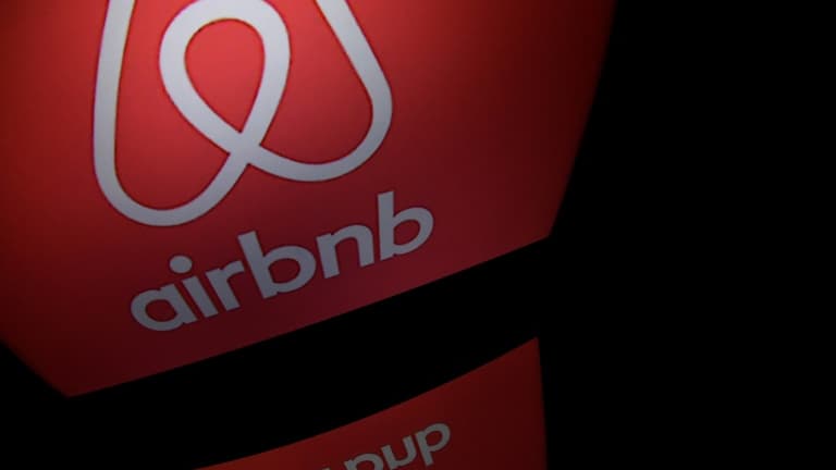 Le logo d'Airbnb (photo d'illustration). - Lionel BONAVENTURE © 2019 AFP