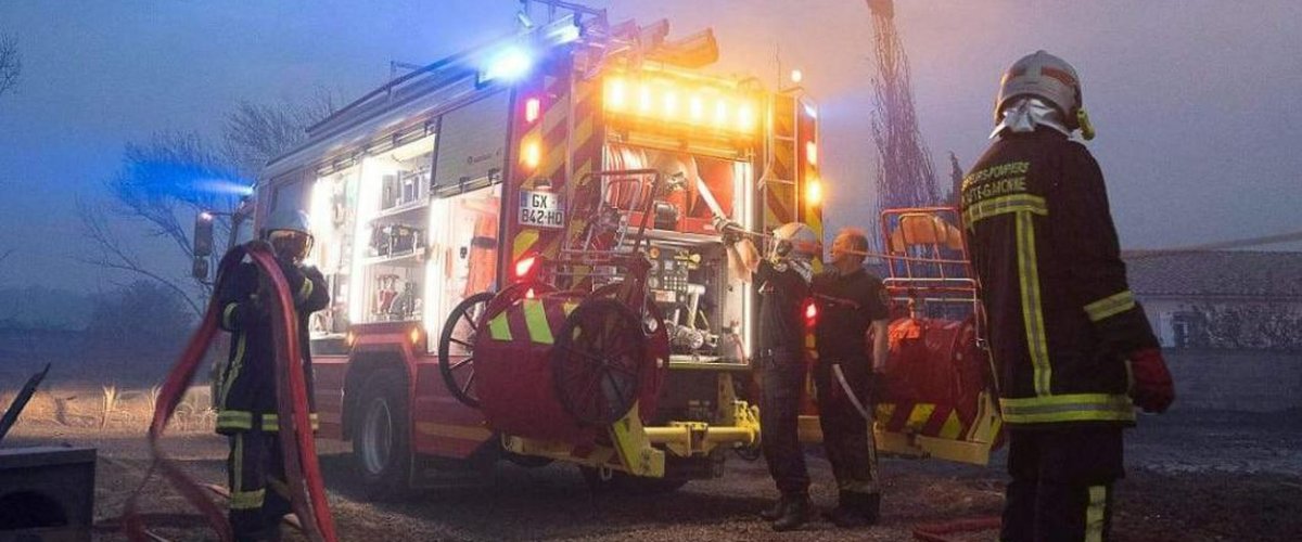 Incendie de forêt dans l'Aude, pompiers en intervention