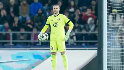 Lucas Chevalier avec Lille en Ligue des champions contre Bologne, le 27 novembre 2024. (GIUSEPPE MAFFIA / AFP)