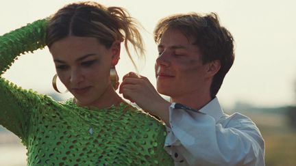 Les acteurs Félix Lefebvre (Hugo) et Anja Verderosa (Queen) dans le film 'L'Épreuve du feu'.