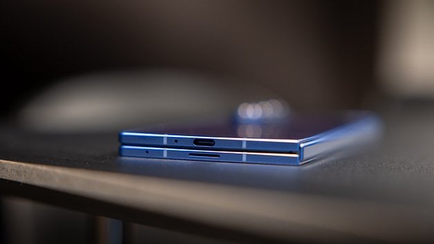 Ports USB-C du Samsung Galaxy Z Fold 7