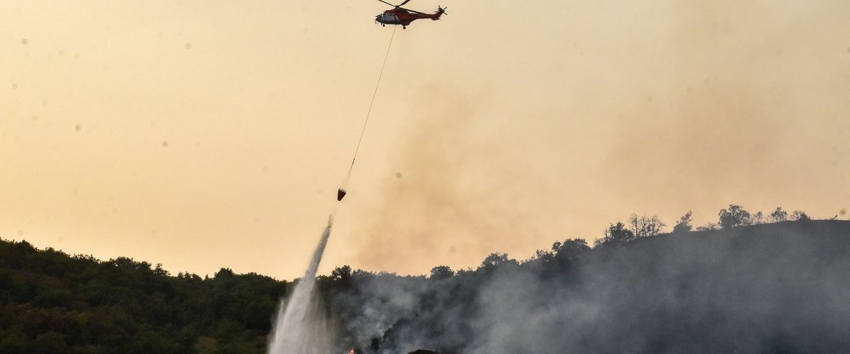 Incendie en Sud-Aveyron: pompiers et moyens aériens sur place