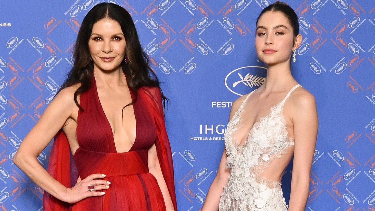 Catherine Zeta-Jones et sa fille Carys