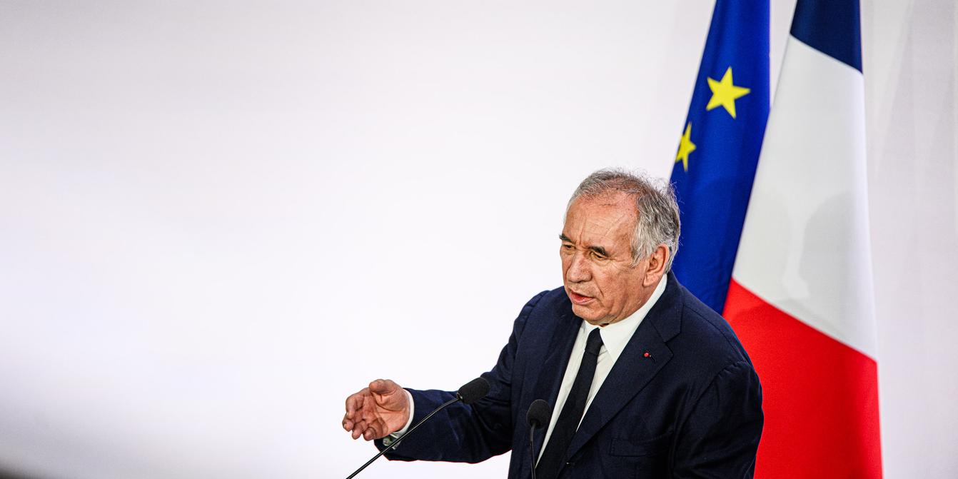 Bayrou en conférence de presse lors de la rentrée