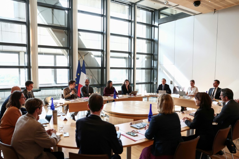 Clara Chappaz réunit régulateurs et ministères à Bercy
