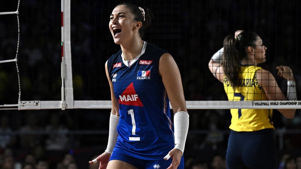 Helena Cazaute et les Bleues jubilent apr
 s qualification