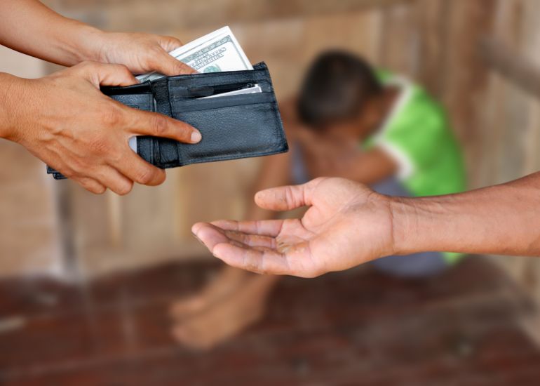 Concept de traite des êtres humains, victime mineure