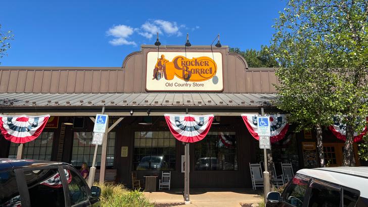 Façade d’un restaurant Cracker Barrel dans le New Jersey