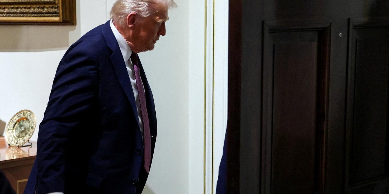 Photo illustrant les droits de douane Trump et les litiges juridiques