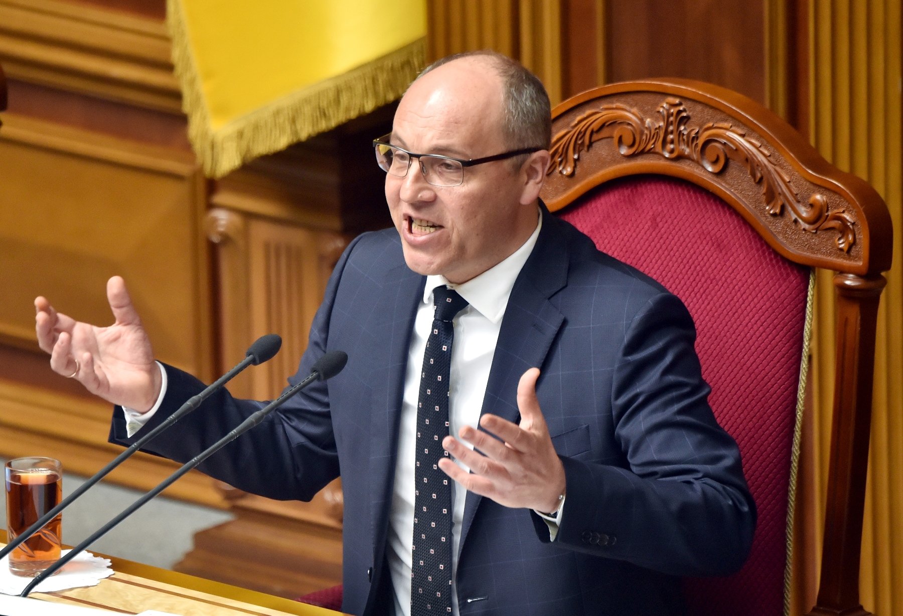 Andrii Parubiy portrait lors des hommages