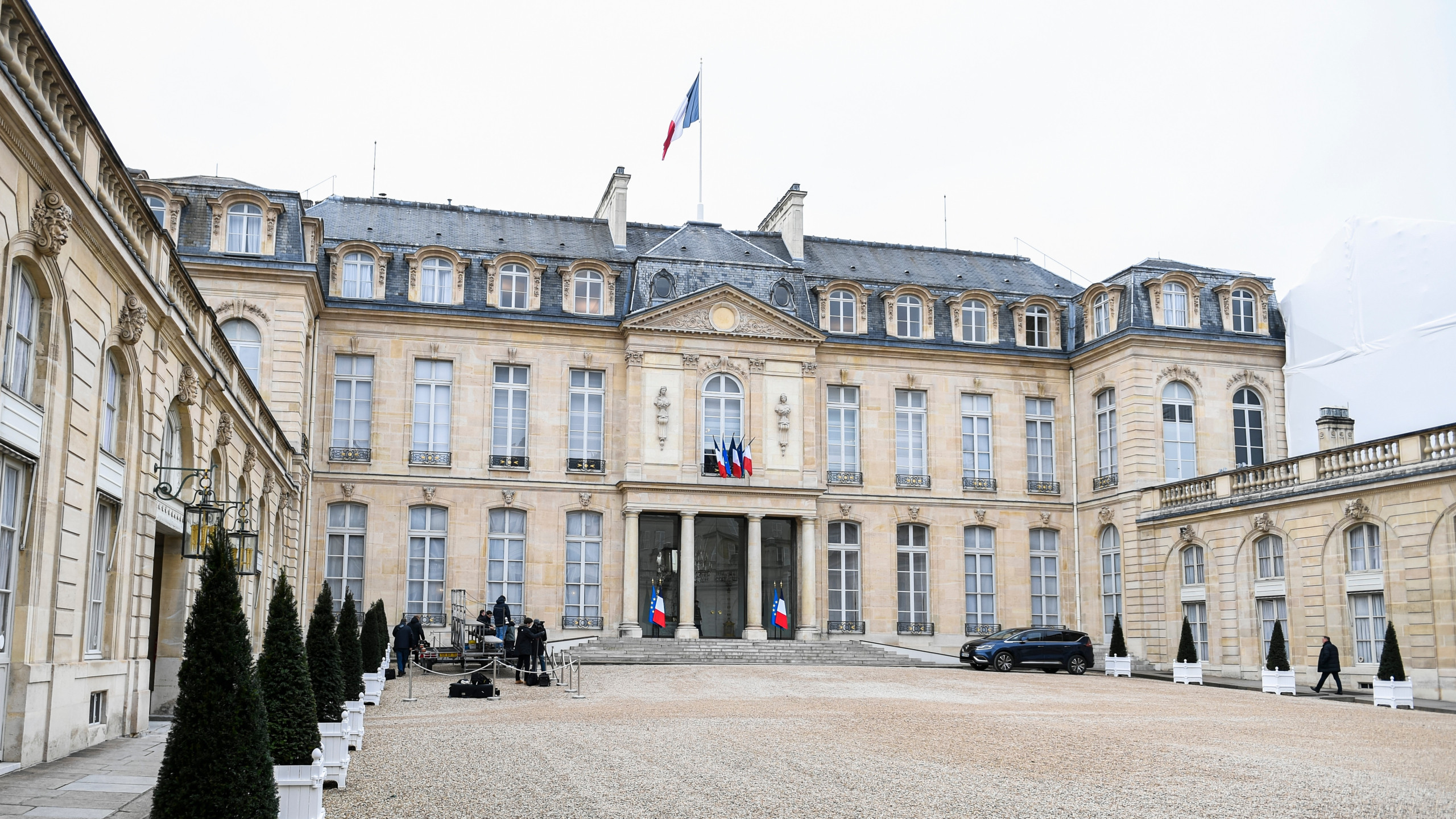 Palais de l'Élysée, façade et jardin