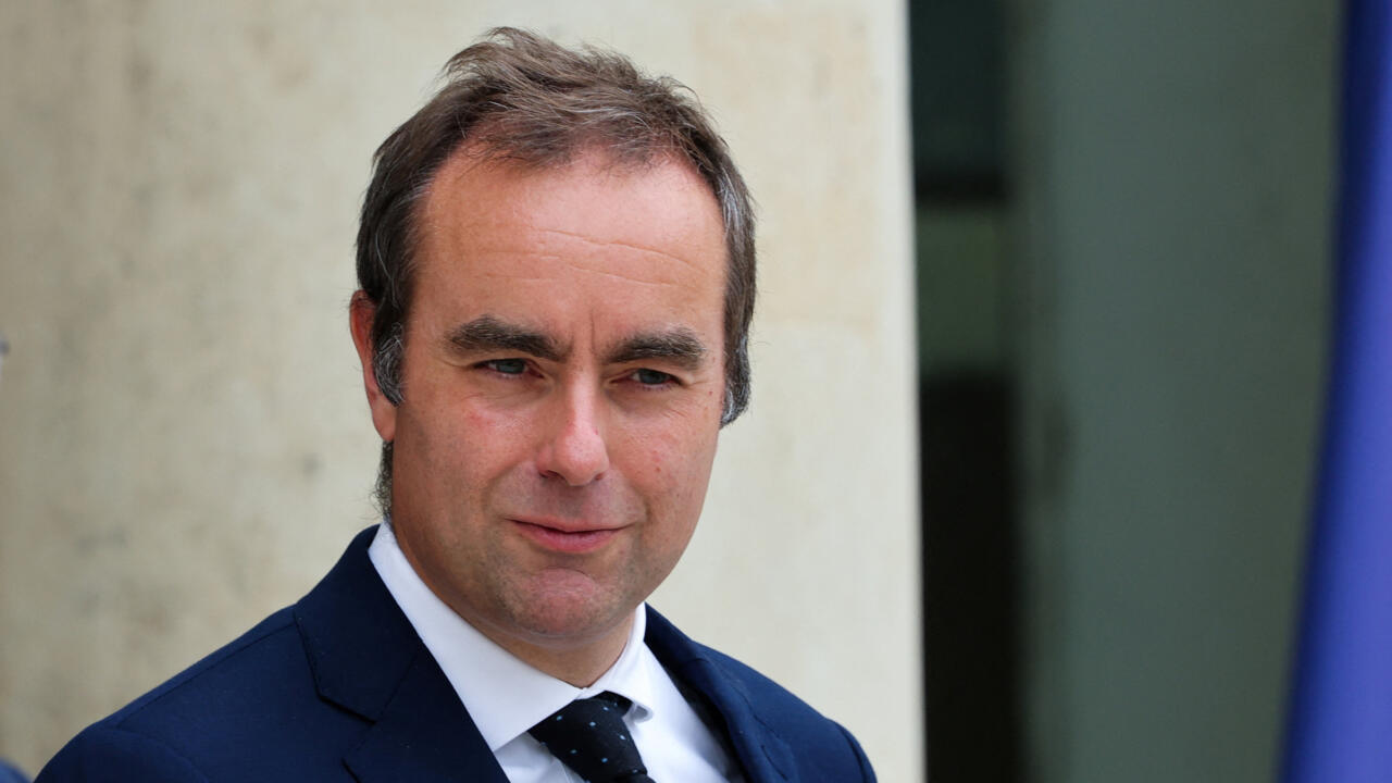 Sébastien Lecornu fidèle compagnon d'Emmanuel Macron
