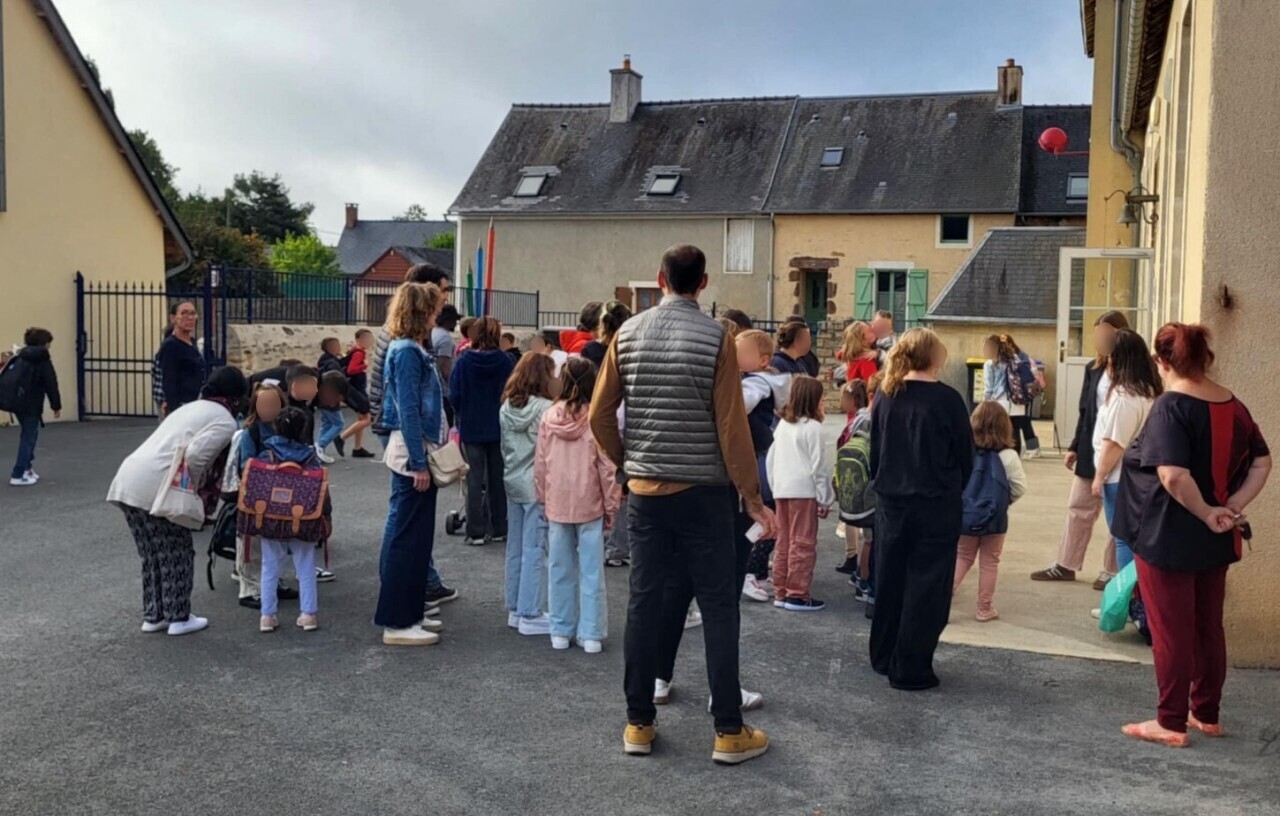 Salle flambant neuve à Saint-Rémy-de-Sillé