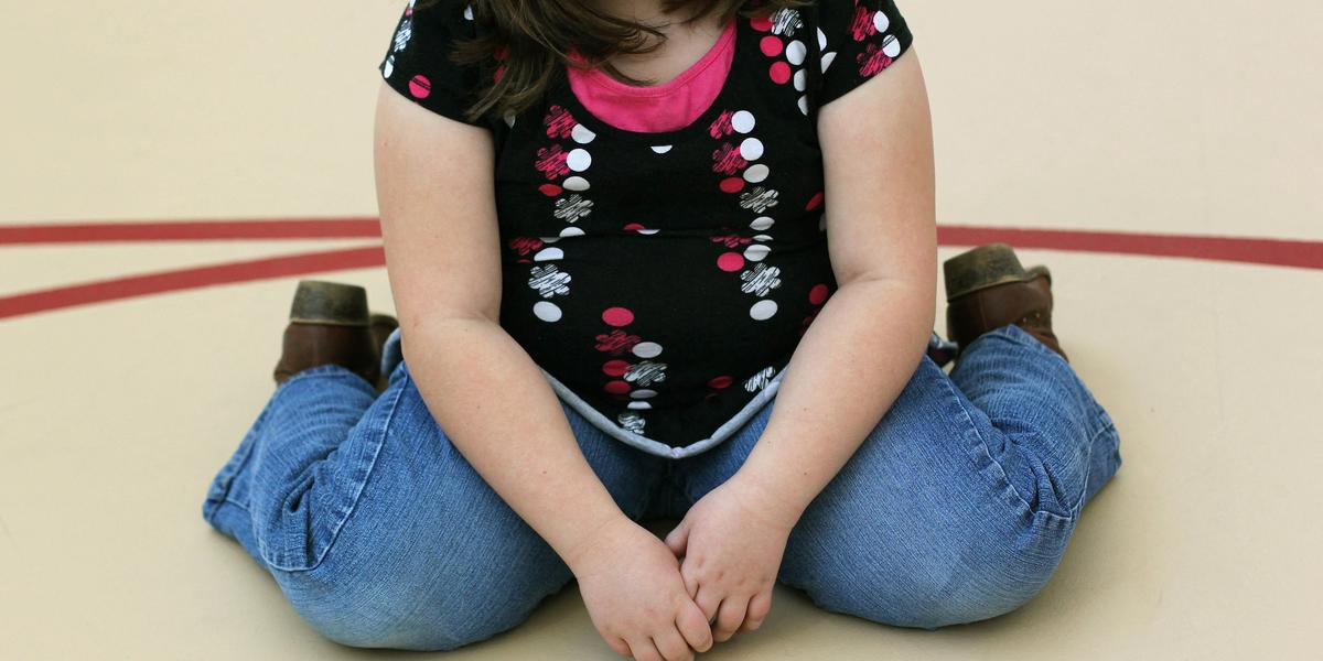 Graphique montrant les chiffres d’obésité et de malnutrition chez les 5-19 ans