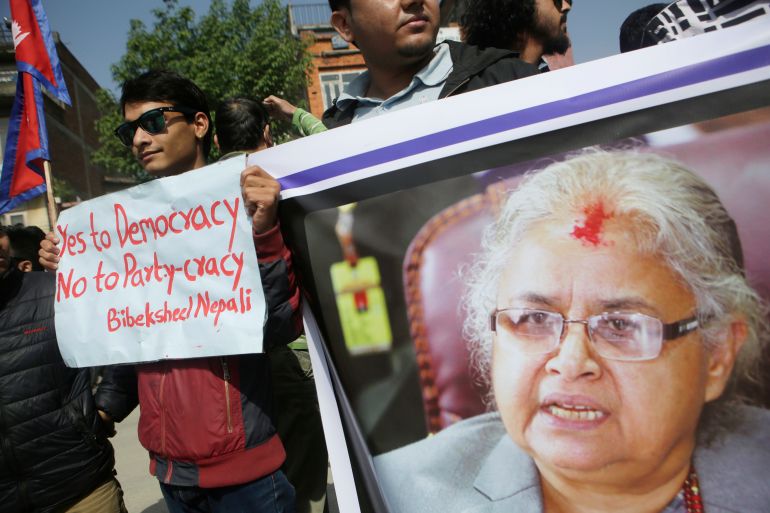 Manifestation en soutien à Sushila Karki lors d'une tentative de suspension en 2017