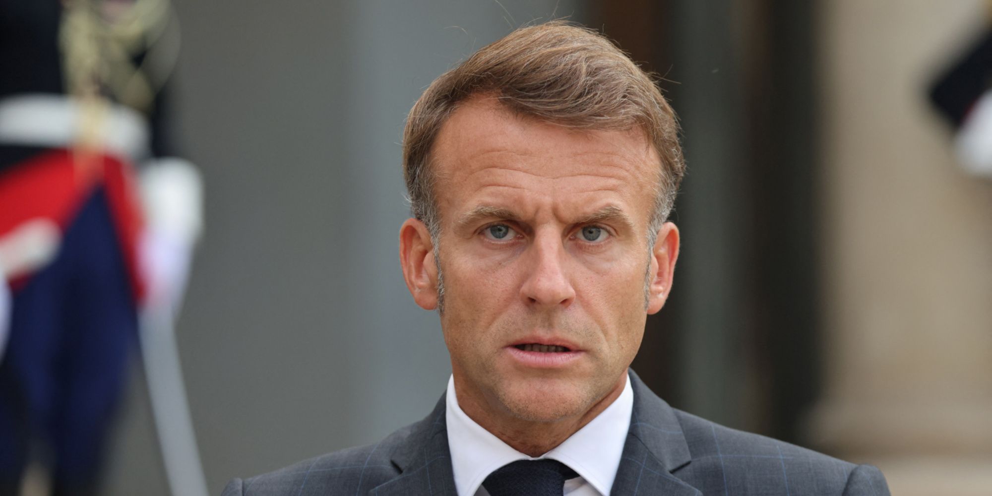 Portrait illustratif d Emmanuel Macron