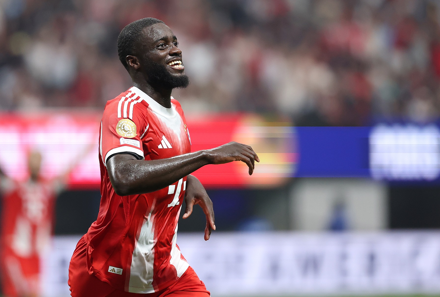 Dayot Upamecano en match avec le Bayern