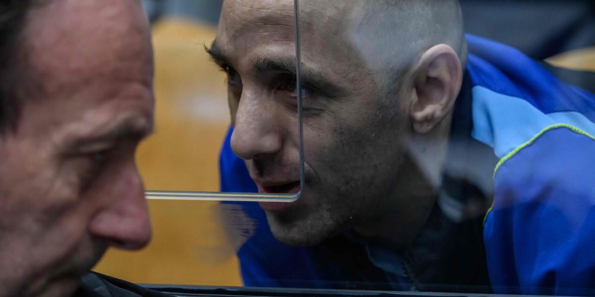 Premières photos de Jubillar dans le box des accusés à Albi