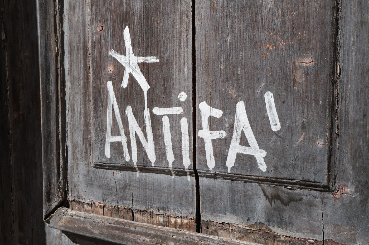 Illustration du mouvement Antifa par La Croix