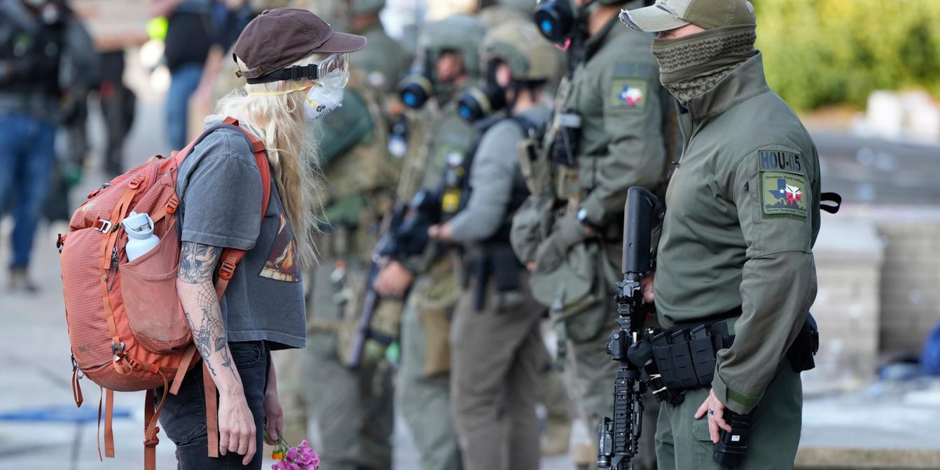 Manifestations et tensions autour de Portland