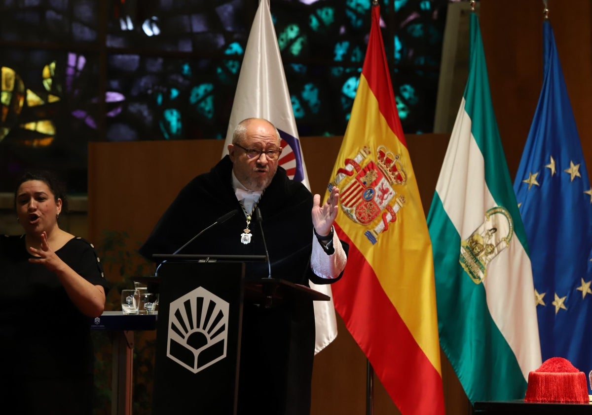 Manuel Torralbo lors d'un discours à Rabanales