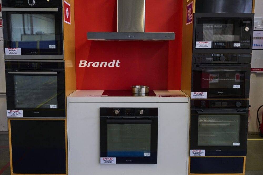 Centre de production Brandt en France, atelier industriel
