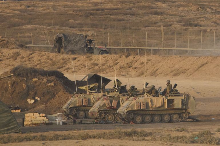 Soldats israéliens le long de la frontière avec la bande de Gaza
