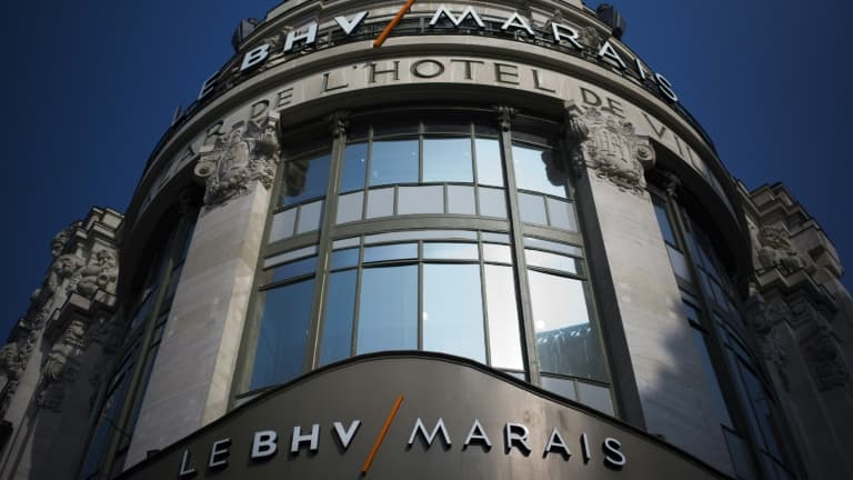 Façade du BHV Marais à Paris, image d’archive