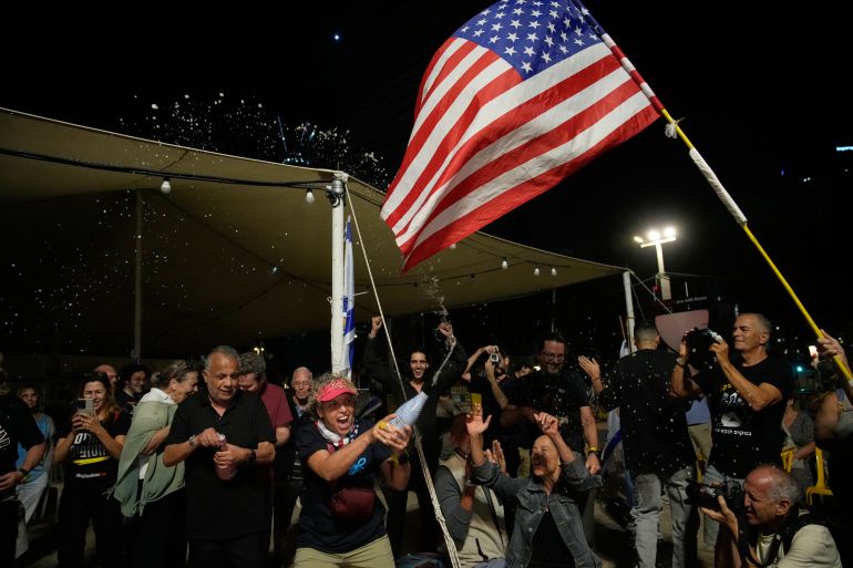 Célébration à Tel-Aviv après l'annonce de l'accord Israël-Hamas