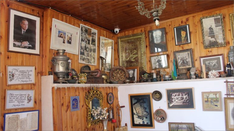 Intérieur de la zawiya naqshbandie à Jérusalem - Al Jazeera