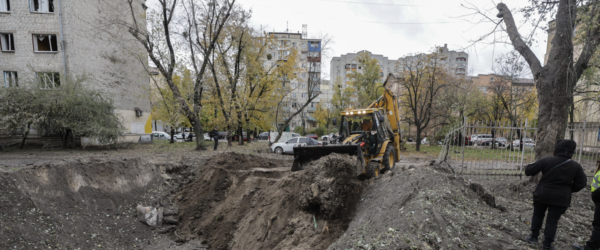 Vue d'un incendie et de fumée sur Kiev après une attaque russe