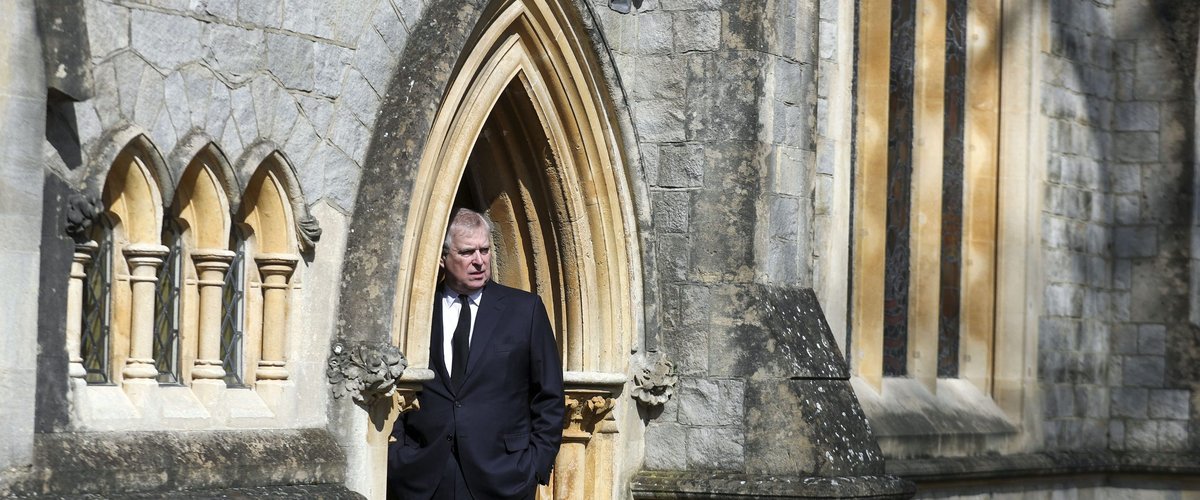 Charles III et Andrew dans l'annonce