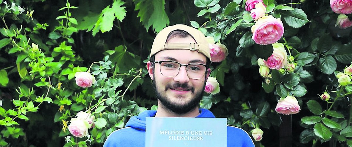 Public présent au salon du livre Montgaillard