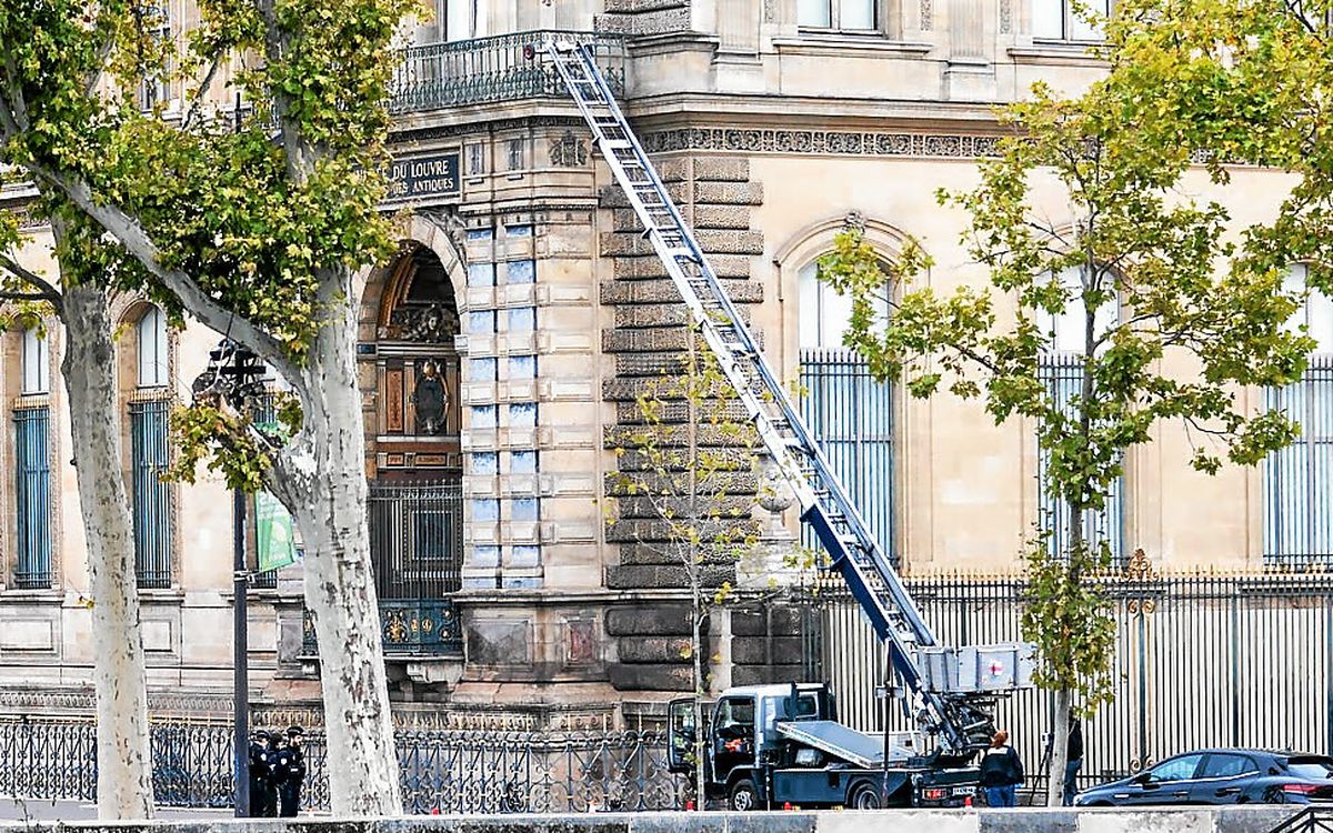 Photo du musée du Louvre visé par le cambriolage